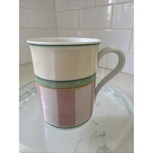 WEDGEWOOD English Cottage Peppermint Porcelain Coffee Mug England 3-3/4”x 2-7/8”